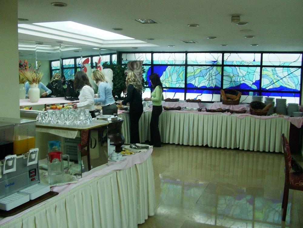 Aden Hotel Istanbul Bagian luar foto