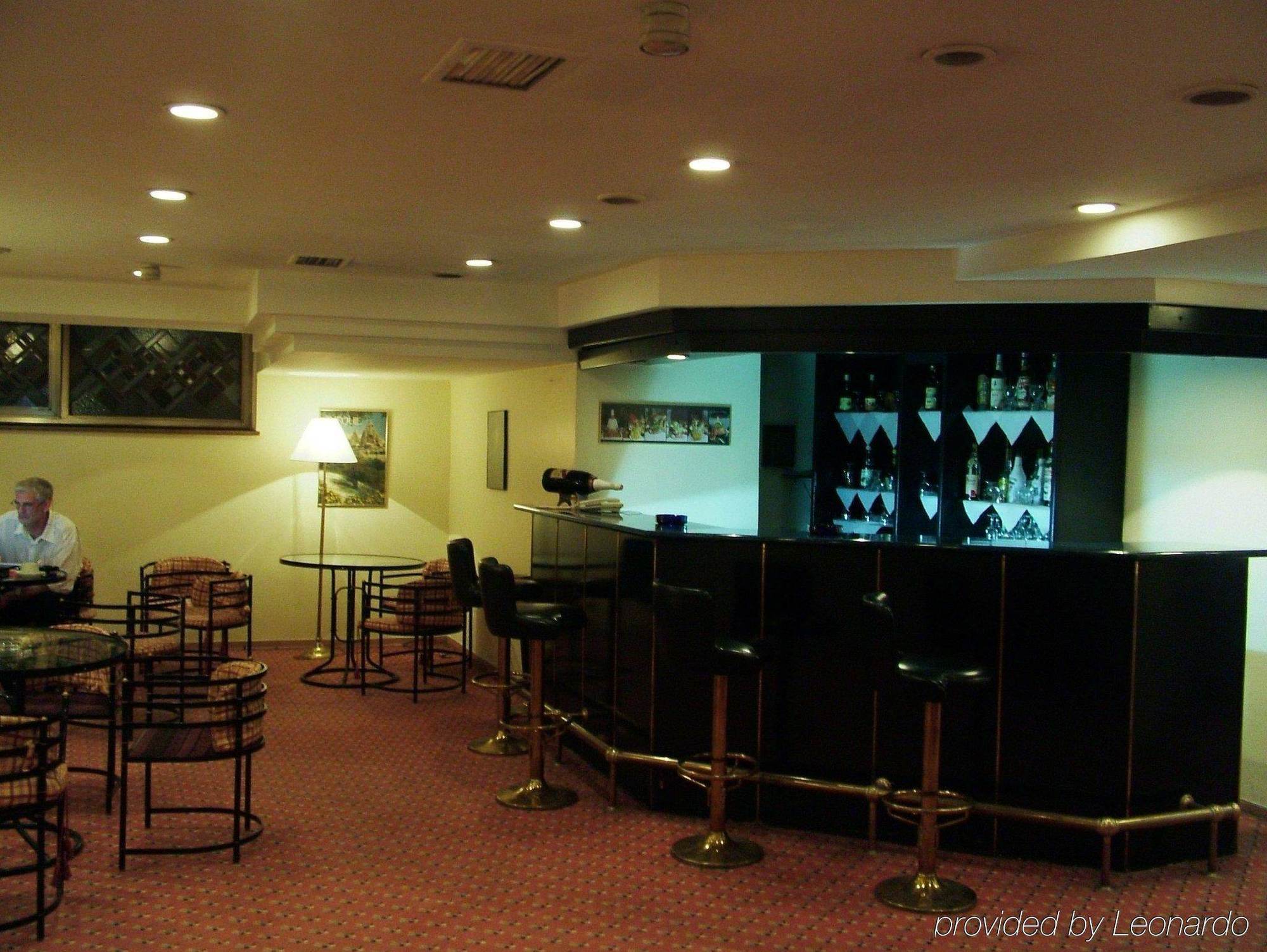 Aden Hotel Istanbul Restoran foto