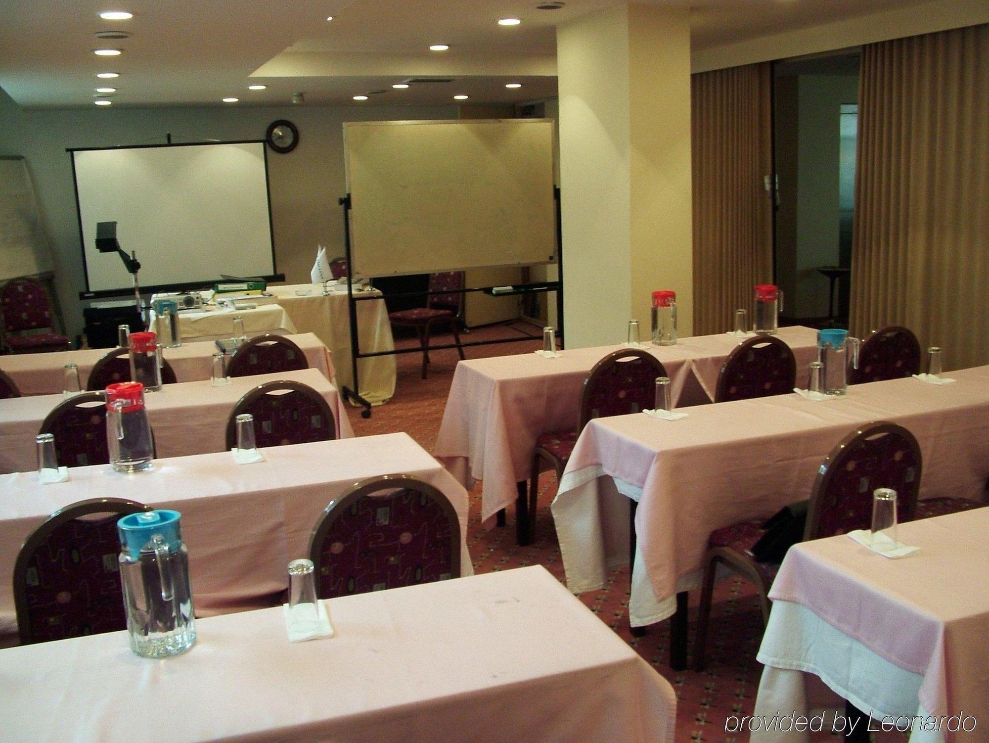 Aden Hotel Istanbul Bagian luar foto